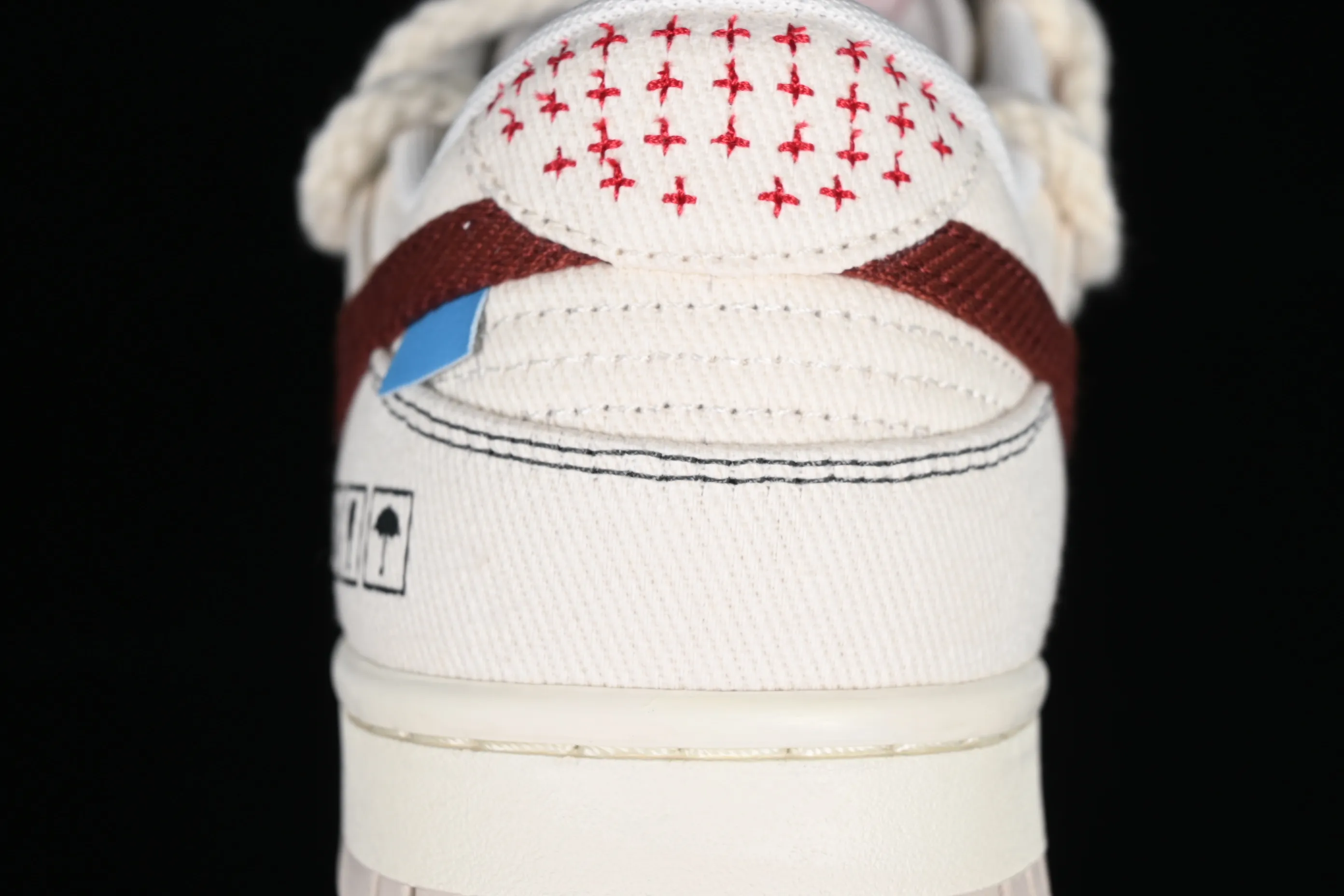 All categories Nk SB Dunk series Nk SB Dunk Low low-top sneakers J version Nk Dunk Low Retro "Light Orewood Brown" denim SB strap low-top casual sneakers DV0834-100